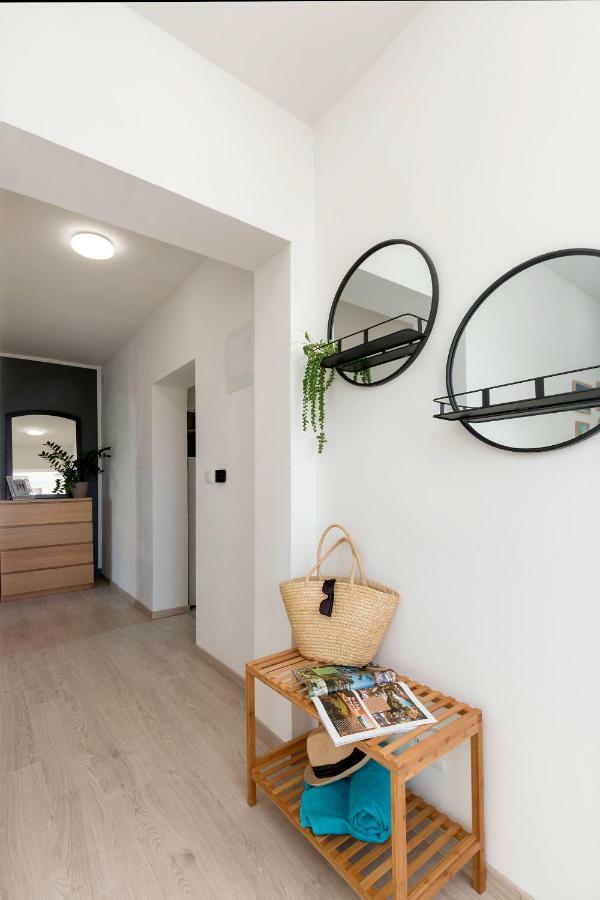 Sunsplash Apartments Pula Exterior photo